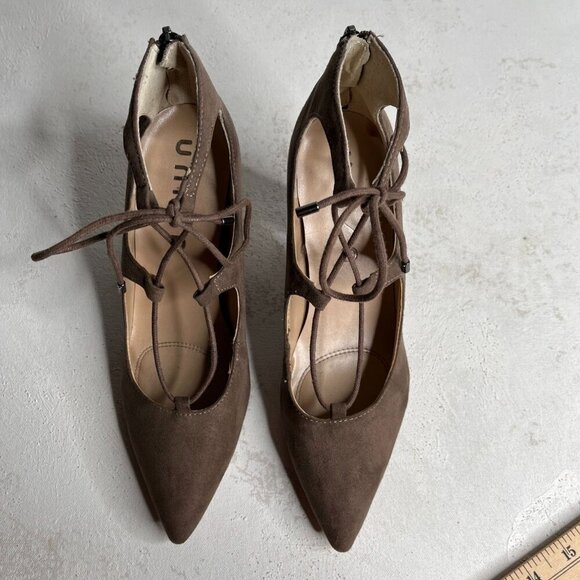 Unisa Tan Suede Laced Front Pointed Toe Block Heels Pumps Size 7 - Picture 3 of 11